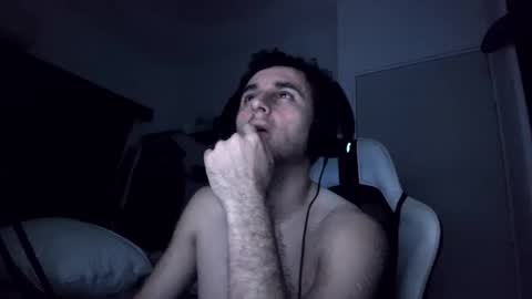 Snapshot of senitzzu chatting on January 3, 6:22 am PAJACONTROL online show from January 3, 6:22 am