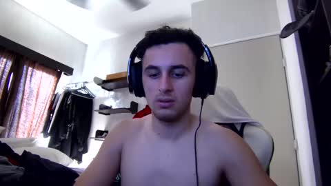 Snapshot of senitzzu chatting on January 19, 9:34 pm PAJACONTROL online show from January 19, 9:34 pm