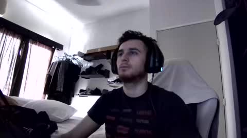 Snapshot of senitzzu chatting on February 8, 9:04 pm PAJACONTROL online show from February 8, 9:04 pm