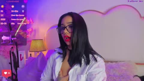 Snapshot of senniabella chatting on October 9, 2:59 pm Sennia online show from October 9, 2:59 pm