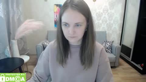 Snapshot of senora_pepper chatting on February 4, 2:01 pm Lolla online show from February 4, 2:01 pm