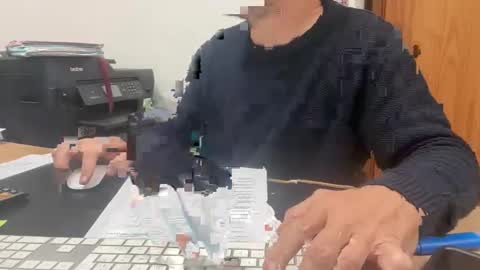 sens3439 online show from October 20, 8:09 pm