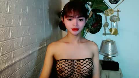 Snapshot of sensational_yeng chatting on May 31, 5:53 pm sensational_yeng online show from May 31, 5:53 pm