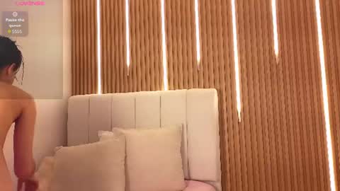 Sensual Kim77 online show from June 11, 12:58 pm
