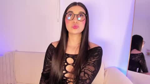 Snapshot of sensualhaven_ chatting on May 11, 12:16 am sensualhaven_ online show from May 11, 12:16 am