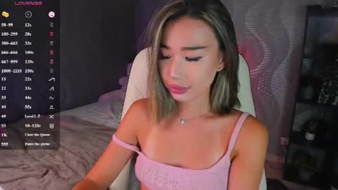 Kiki online show from June 18, 3:38 pm