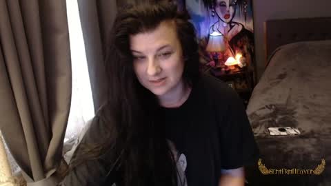 Snapshot of sentfrmheaven chatting on May 4, 11:28 am Tara online show from May 4, 11:28 am