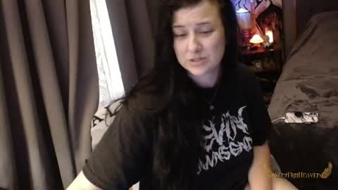 Snapshot of sentfrmheaven chatting on May 6, 12:21 pm Tara online show from May 6, 12:21 pm