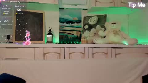 Snapshot of seraphinaa_darkwater chatting on June 30, 12:55 am Lisa and Mona online show from June 30, 12:55 am