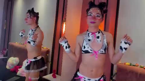 Snapshot of seraphine_nyx chatting on August 1, 5:18 am seraphine_nyx online show from August 1, 5:18 am