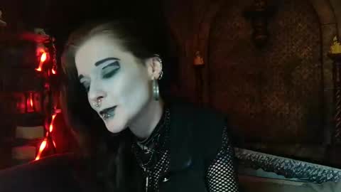 Seraphin Munster online show from April 22, 6:20 pm