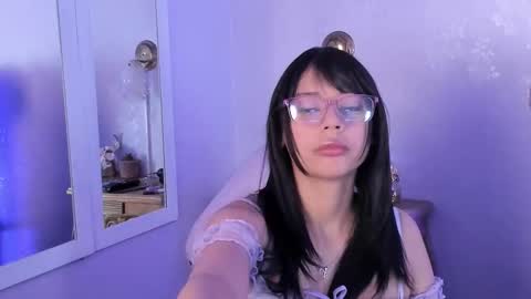 Seren  Follow me online show from January 7, 2:36 am