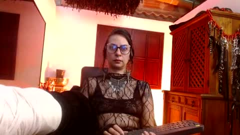Snapshot of serena_xyz chatting on April 29, 5:30 pm Serena Xyz online show from April 29, 5:30 pm