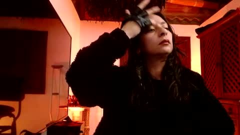 Snapshot of serena_xyz chatting on May 9, 10:42 am Serena Xyz online show from May 9, 10:42 am