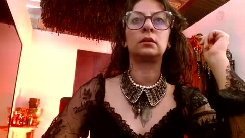 Snapshot of serena_xyz chatting on May 18, 4:35 pm Serena Xyz online show from May 18, 4:35 pm