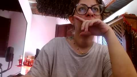 Snapshot of serena_xyz chatting on May 31, 1:40 pm Serena Xyz online show from May 31, 1:40 pm