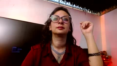 Serena Xyz online show from June 15, 3:47 pm