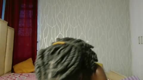 Snapshot of serene_sway chatting on November 3, 2:51 pm Serene online show from November 3, 2:51 pm