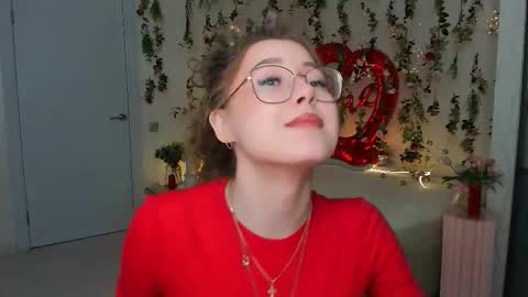 Ophelia online show from February 23, 4:04 pm