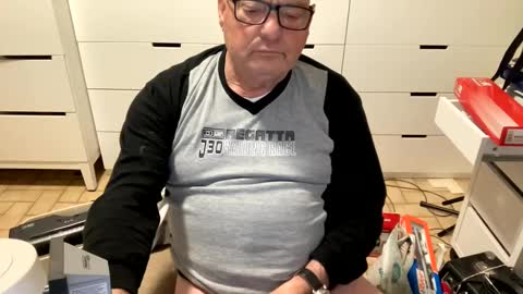 serge8413 online show from December 26, 12:14 am