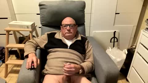 serge8413 online show from February 7, 12:03 am