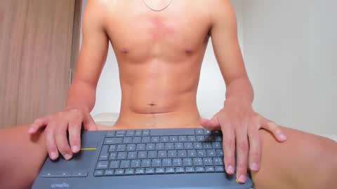 Snapshot of serge_7 chatting on February 11, 7:08 pm Serge online show from February 11, 7:08 pm