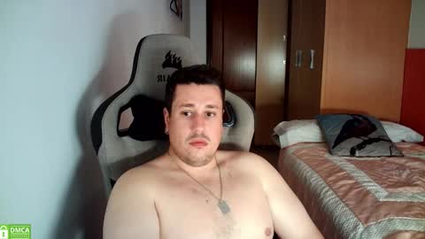 Snapshot of sergio95n chatting on October 7, 2:14 pm Pollos online show from October 7, 2:14 pm