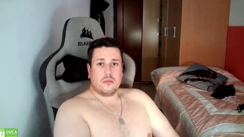 Snapshot of sergio95n chatting on October 10, 3:22 pm Pollos online show from October 10, 3:22 pm