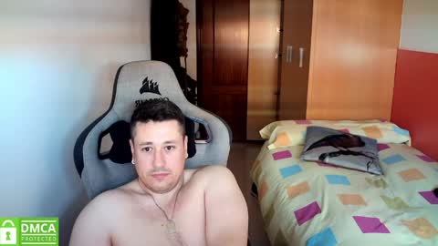 Snapshot of sergio95n chatting on April 26, 7:50 am Pollos online show from April 26, 7:50 am