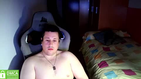 Snapshot of sergio95n chatting on May 14, 9:43 pm Pollos online show from May 14, 9:43 pm