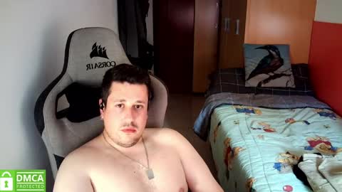 Snapshot of sergio95n chatting on May 20, 4:13 pm Pollos online show from May 20, 4:13 pm