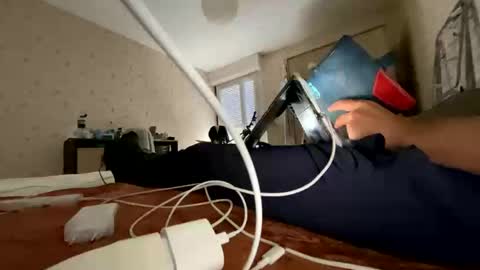 Snapshot of serpenttiin chatting on September 24, 12:08 pm serpenttiin online show from September 24, 12:08 pm