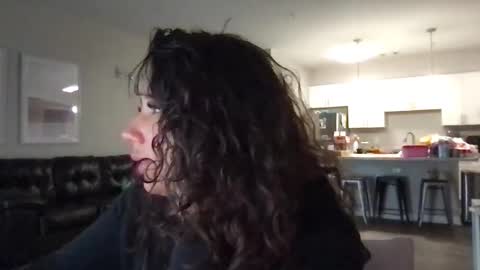 servexely online show from February 3, 6:13 pm