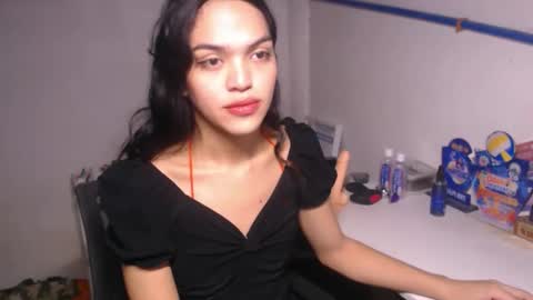 Bella online show from November 1, 7:27 pm