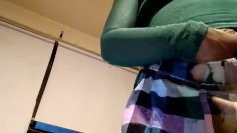 sethandrah_n_crazyeyes online show from June 29, 12:50 am
