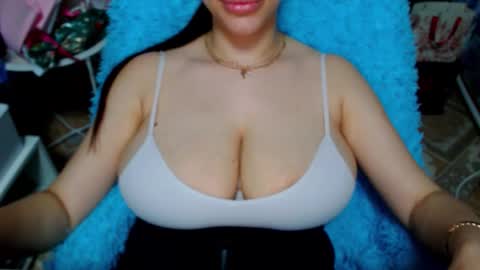 seu_cute online show from January 7, 11:18 pm