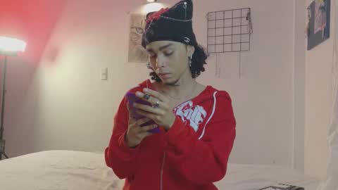 Snapshot of seven7xis chatting on November 12, 5:41 am Alexis online show from November 12, 5:41 am