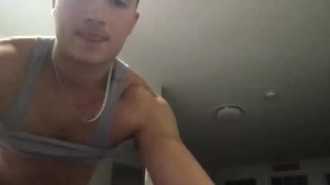 Snapshot of seveninchsteve_ chatting on December 12, 7:52 am seveninchsteve_ online show from December 12, 7:52 am