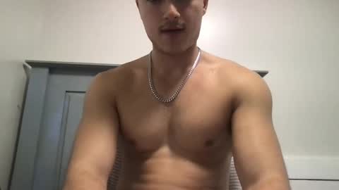 Snapshot of seveninchsteve_ chatting on February 23, 2:18 am seveninchsteve_ online show from February 23, 2:18 am