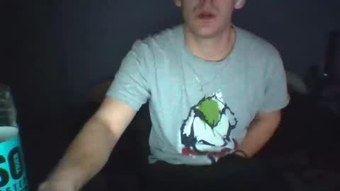 Snapshot of sewek101 chatting on February 15, 1:21 am Sewerin online show from February 15, 1:21 am