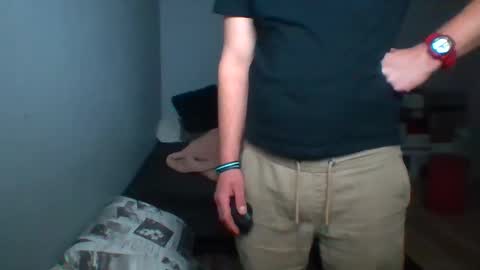 Snapshot of sewek101 chatting on January 12, 10:26 pm Sewerin online show from January 12, 10:26 pm