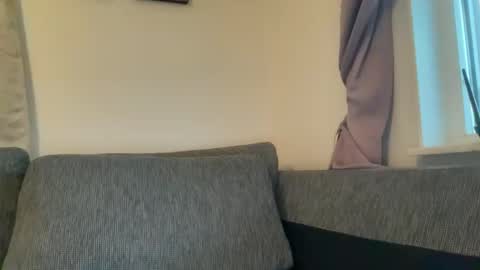 Snapshot of sex6mmm chatting on March 11, 3:56 pm sex6mmm online show from March 11, 3:56 pm