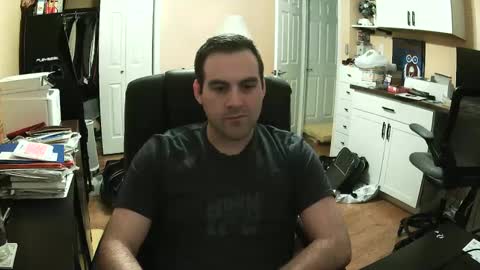 Snapshot of sexfungames chatting on February 28, 12:32 am Kyle online show from February 28, 12:32 am