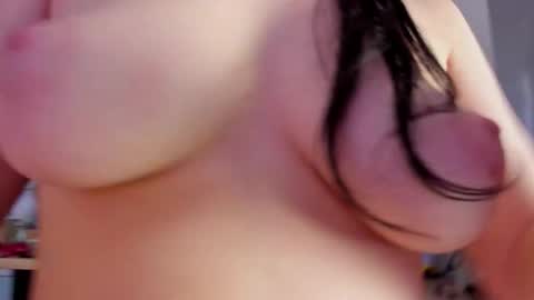 Snapshot of sexiest_couple_ever69 chatting on March 2, 7:15 am DanielMary online show from March 2, 7:15 am