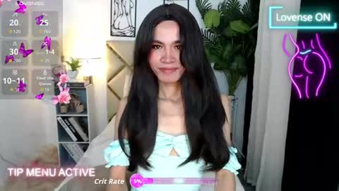 lara online show from August 8, 7:54 am