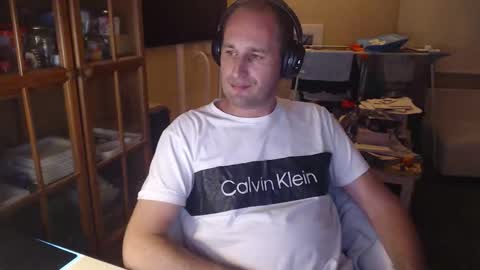 Snapshot of sexlobo1 chatting on October 23, 1:27 am Sexlobo online show from October 23, 1:27 am