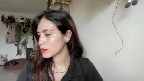         online show from February 8, 3:37 pm