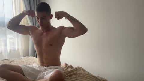 Snapshot of sexninjaboy_ chatting on April 15, 10:11 am Jace online show from April 15, 10:11 am