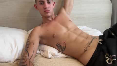 Snapshot of sexninjaboy_ chatting on May 8, 10:20 am Jace online show from May 8, 10:20 am
