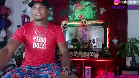 Aharon  ravelo online show from March 30, 3:51 am